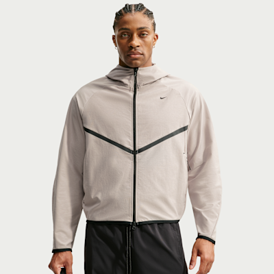 Nike Tech Men's Shori Knit Full-Zip Windrunner Jacket. Nike.com